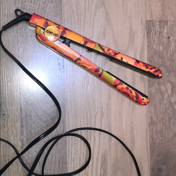 amika Other - amika Flat Iron